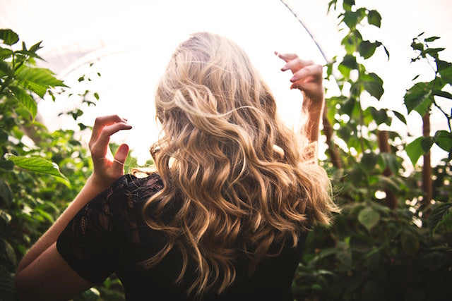 Heatless Curls on straight and curly hair